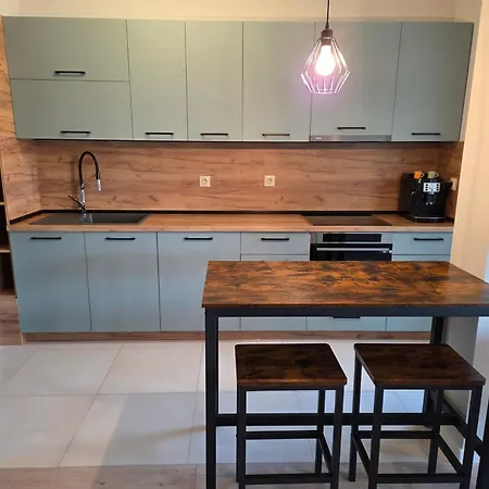 Апартамент Sea Garden Luxury 2-bdrm